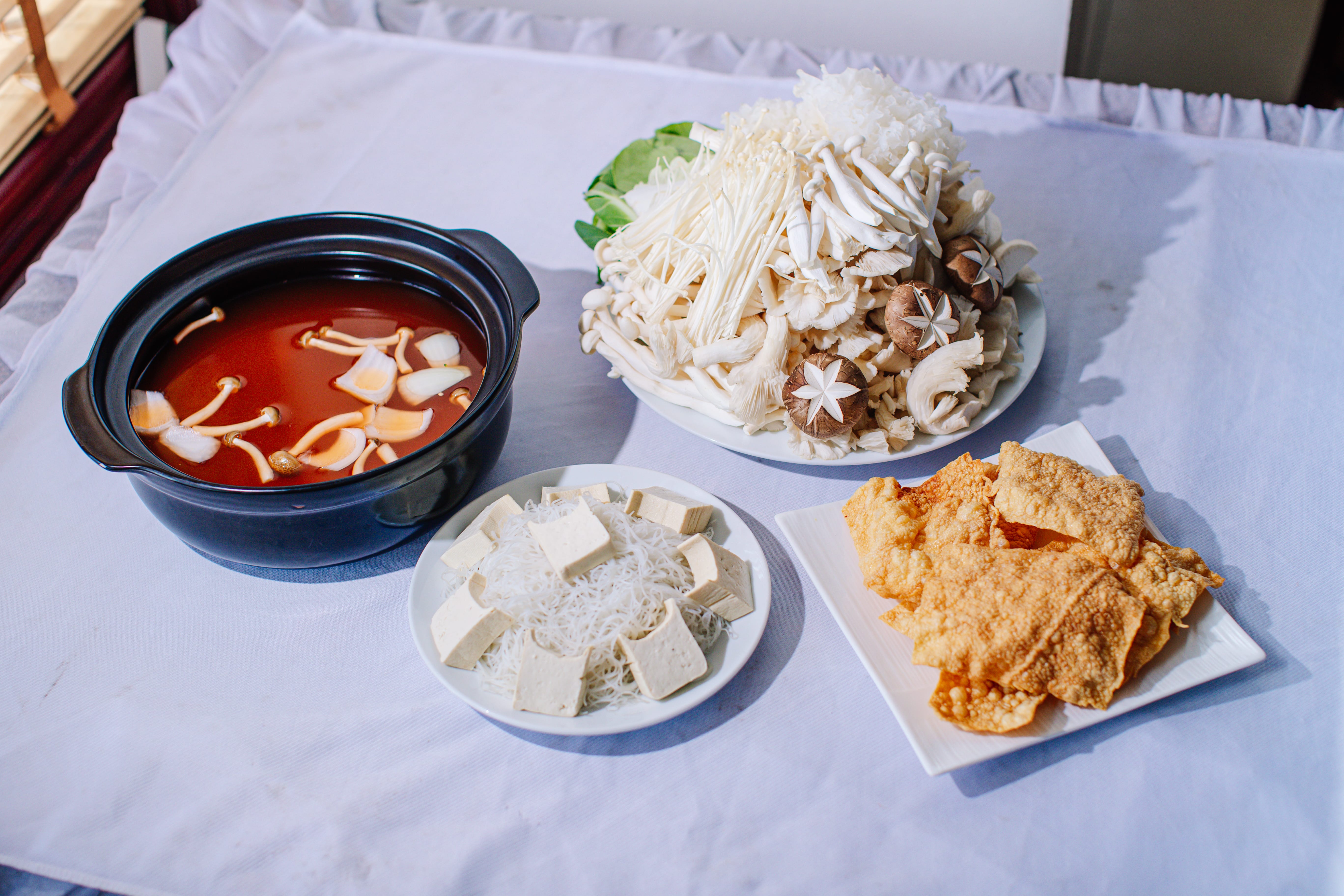 Lẩu Phù Đổng (PHU DONG Hotpot)