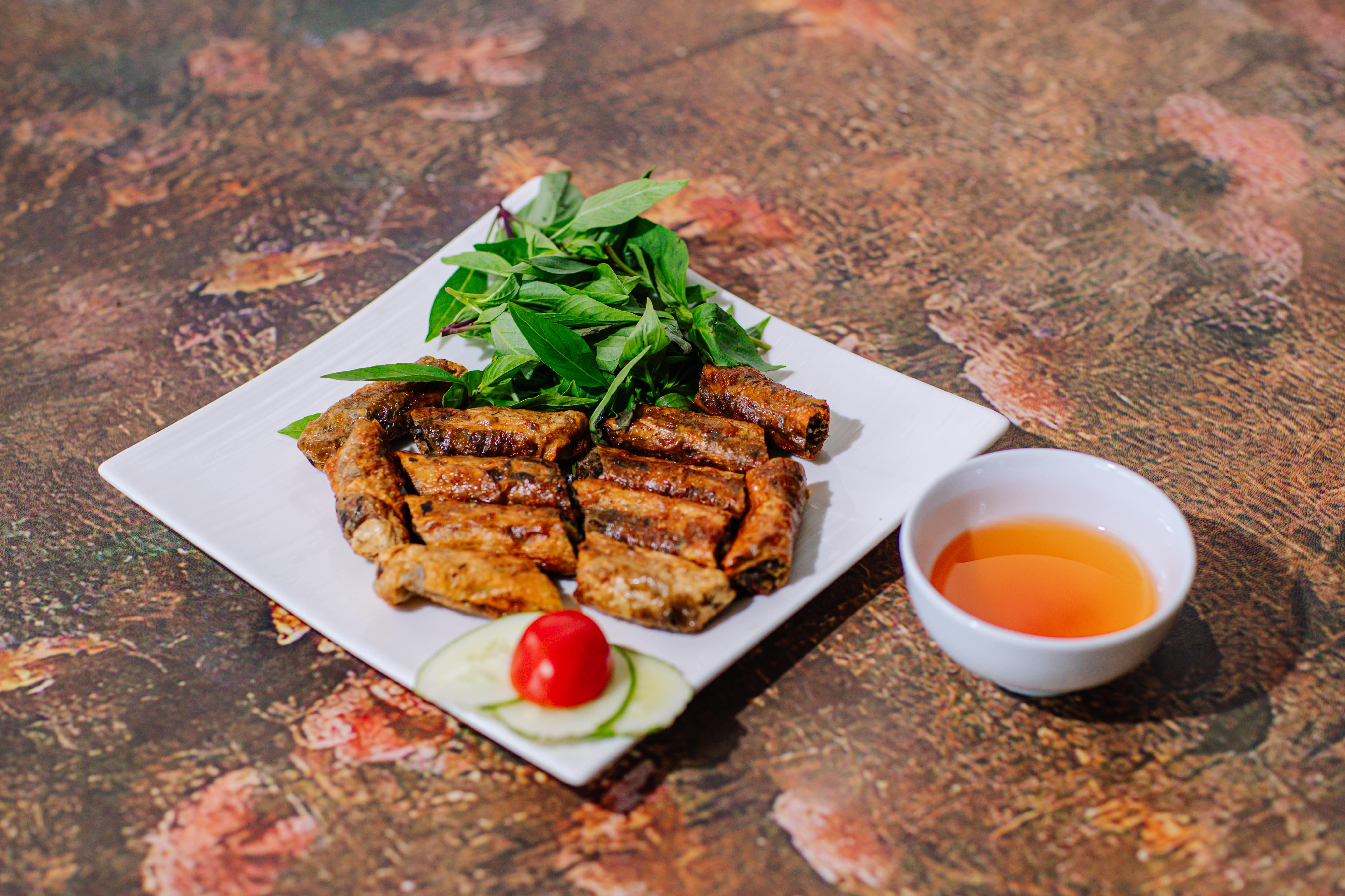 Rễ cây bồ đề (Vegan sausage)