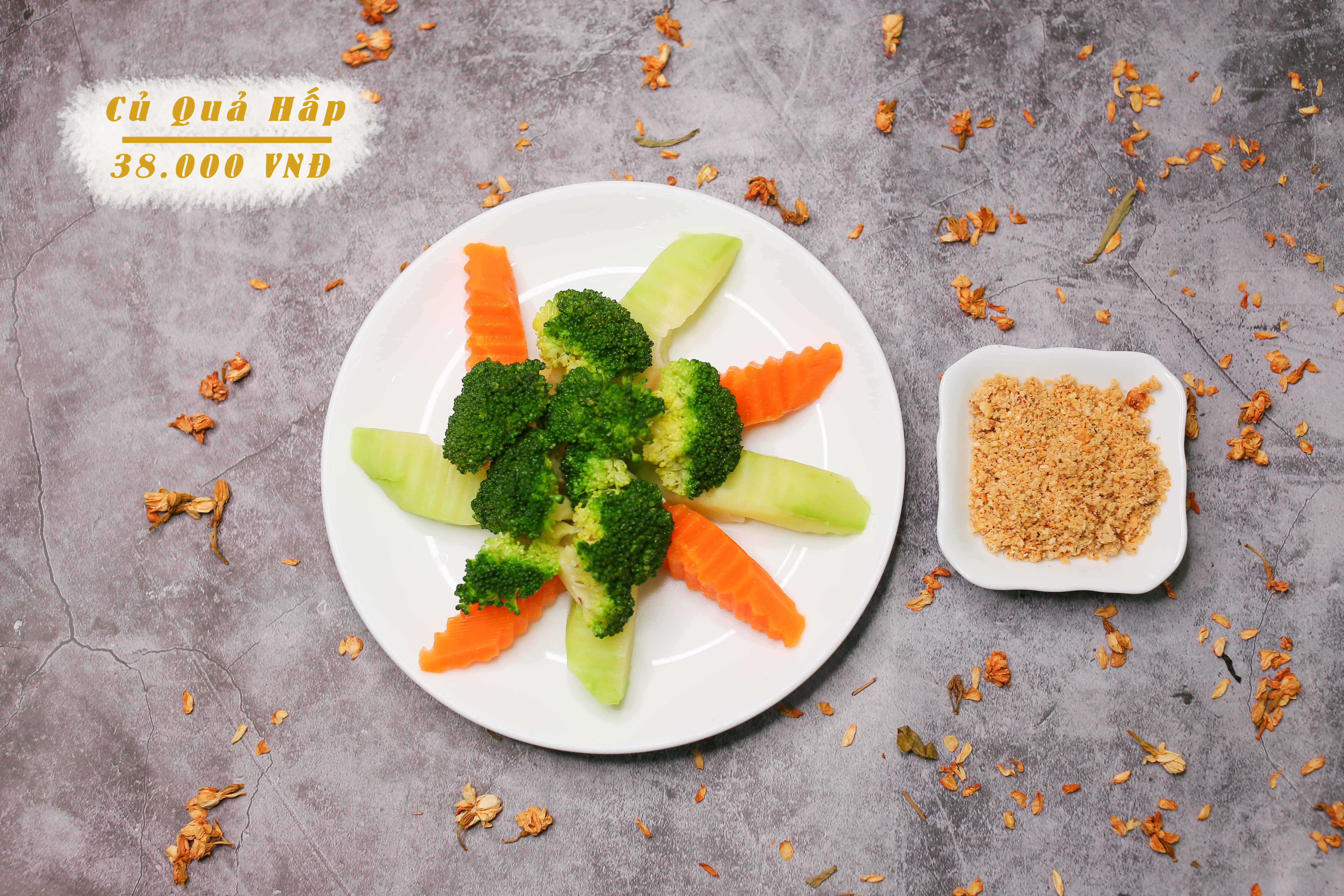 Củ quả hấp (Steamed vegetables)